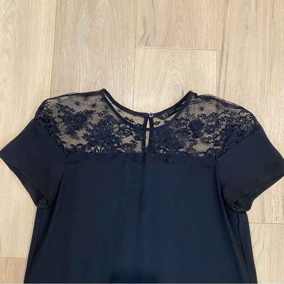 Zara | Black Lace Accent Pleated Sheath Dress xs 🖤 - Picture 4 of 12